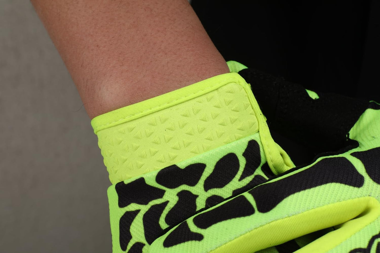 Skeleton Cool Motorcycle Bicycle Full Finger Off-Road Racing Gloves Outdoor Sports for Men Women & Mountaineering