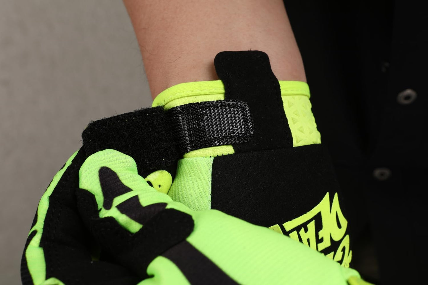 Skeleton Cool Motorcycle Bicycle Full Finger Off-Road Racing Gloves Outdoor Sports for Men Women & Mountaineering