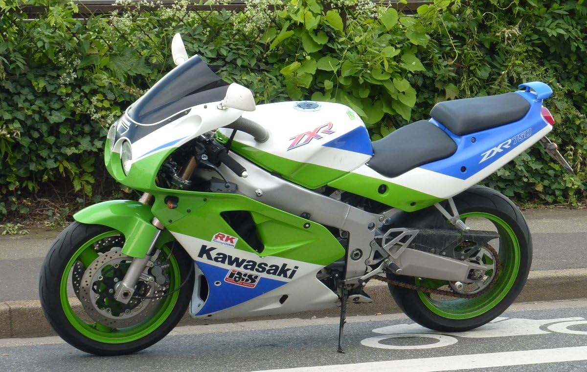 Formosa Covers Deluxe All Season Motorcycle Cover (L). Fits up to 84" Length Sport Bike, Dirt Bike, Small Cruiser.